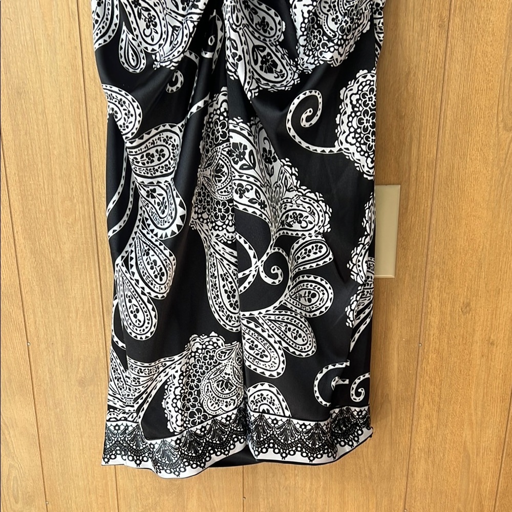London Times Black and White Paisley Dress - Picture 6 of 12